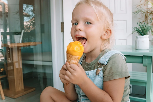 kid eating ice cream