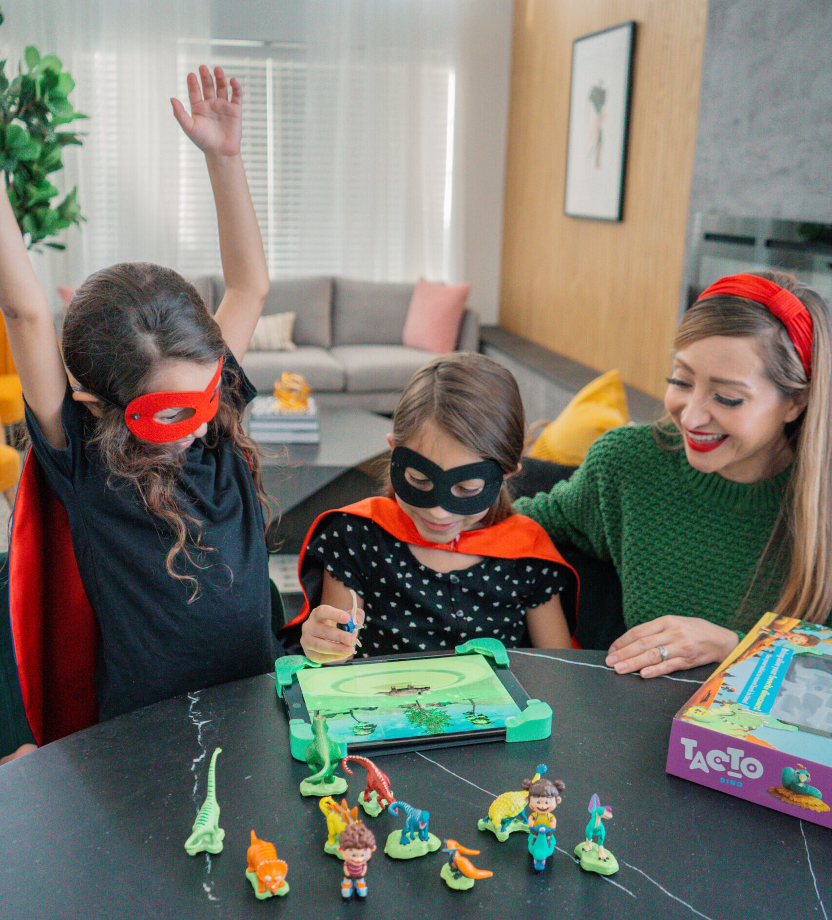 THE EGGCELLENT HIDE & SEEK GAME - The Toy Book